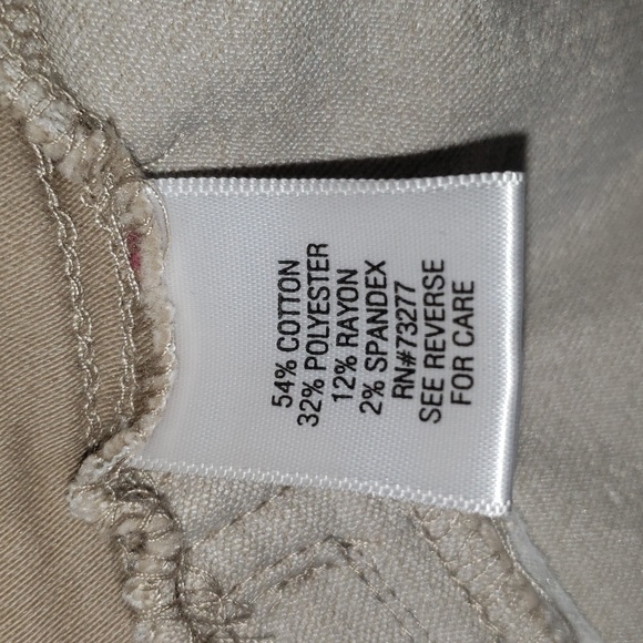 Croft & Barrow Pull On Tan Pants 10 Short - Picture 5 of 8